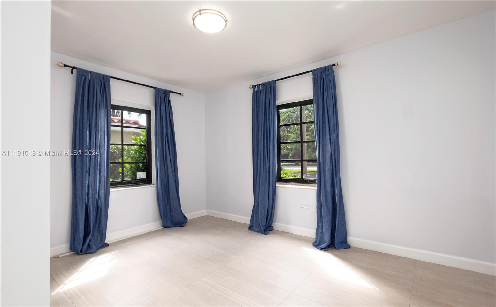 CORAL GABLES FLAGLER STRE - Residential