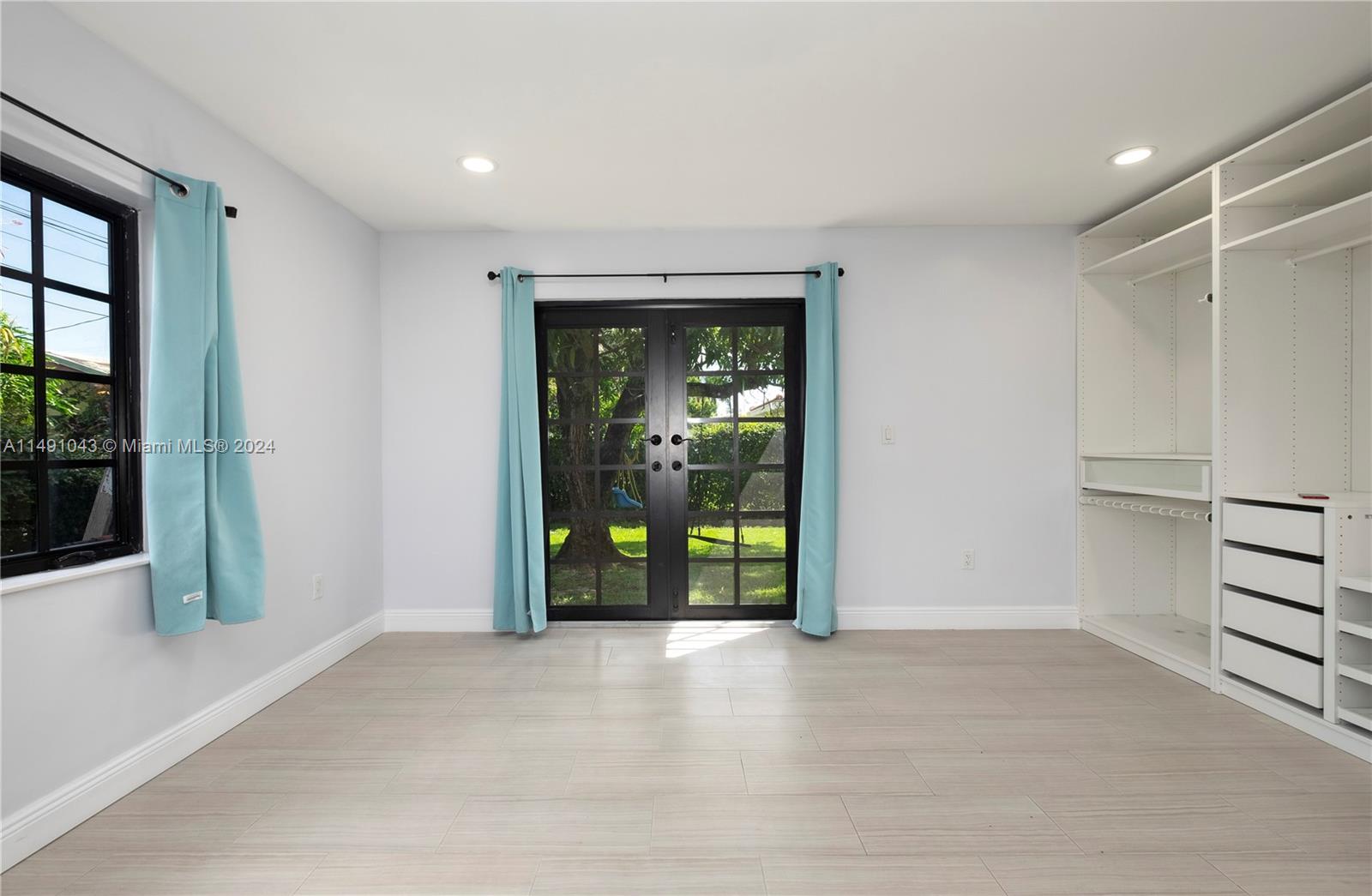 CORAL GABLES FLAGLER STRE - Residential