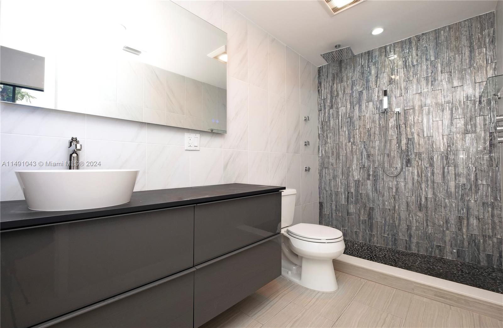 CORAL GABLES FLAGLER STRE - Residential