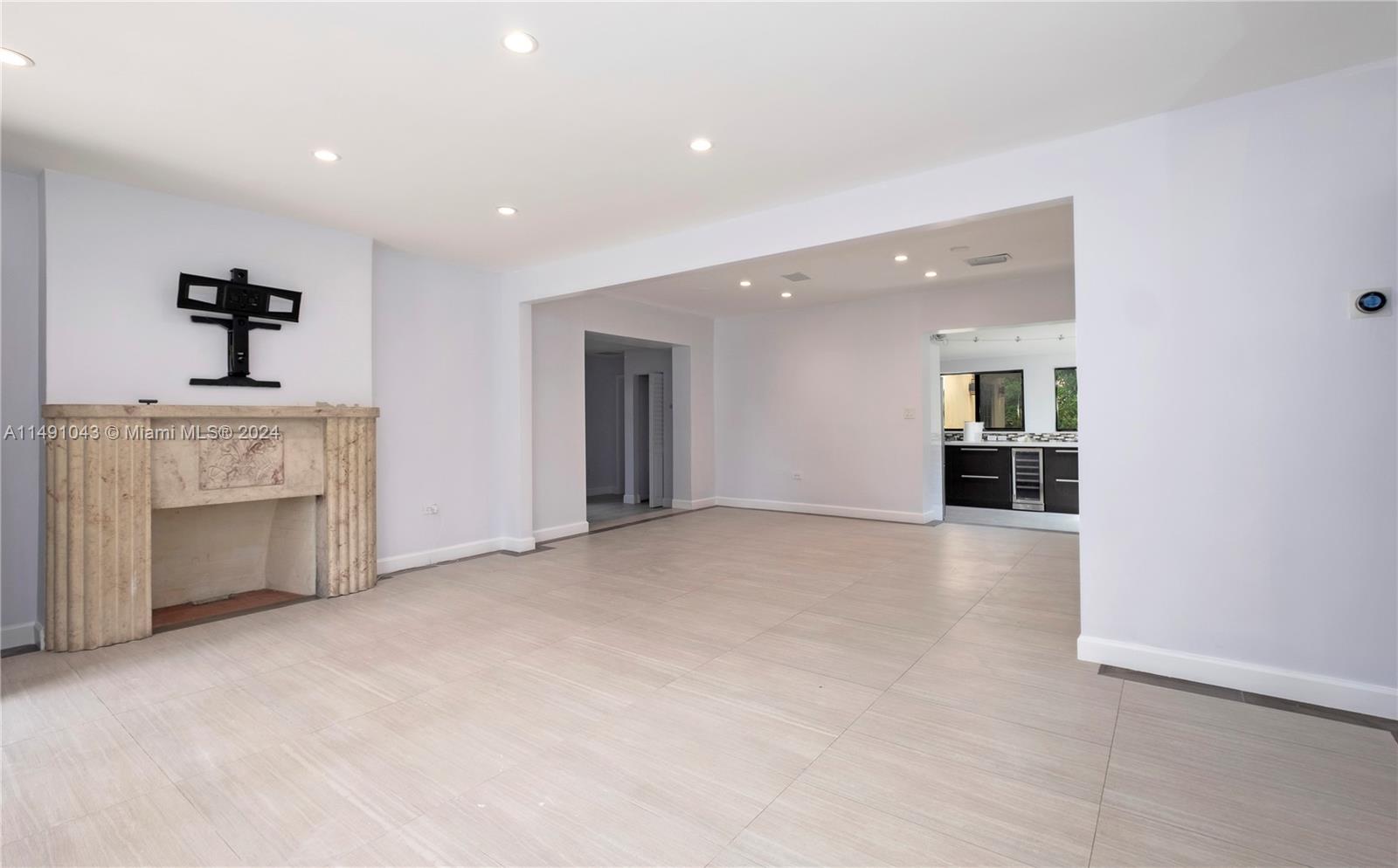 CORAL GABLES FLAGLER STRE - Residential