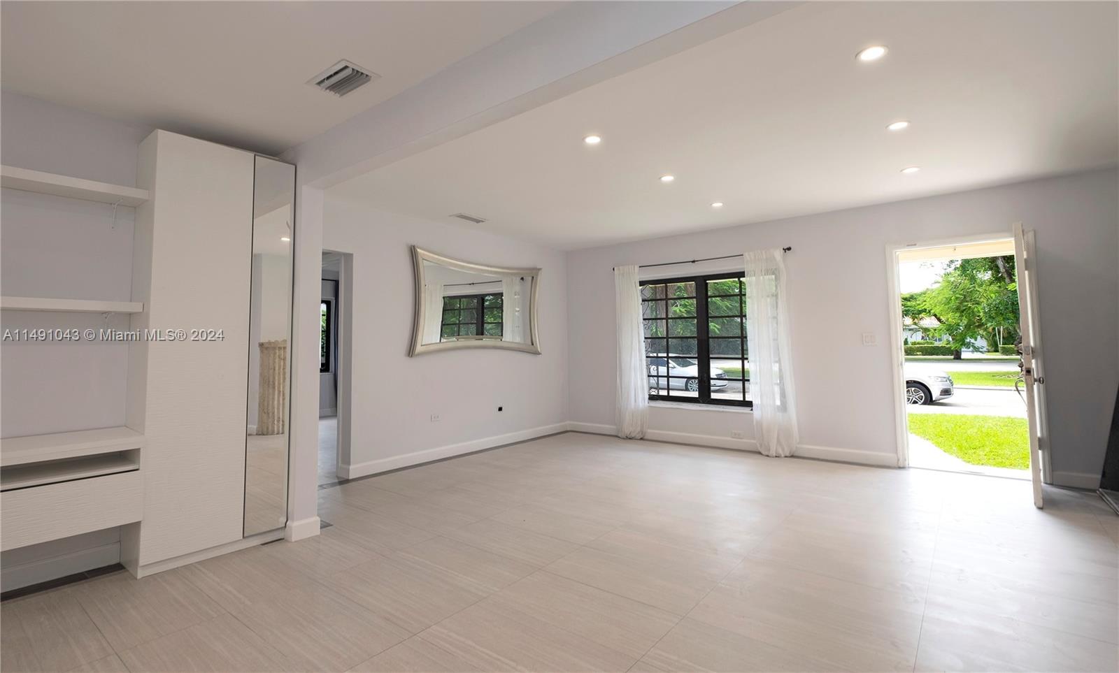 CORAL GABLES FLAGLER STRE - Residential