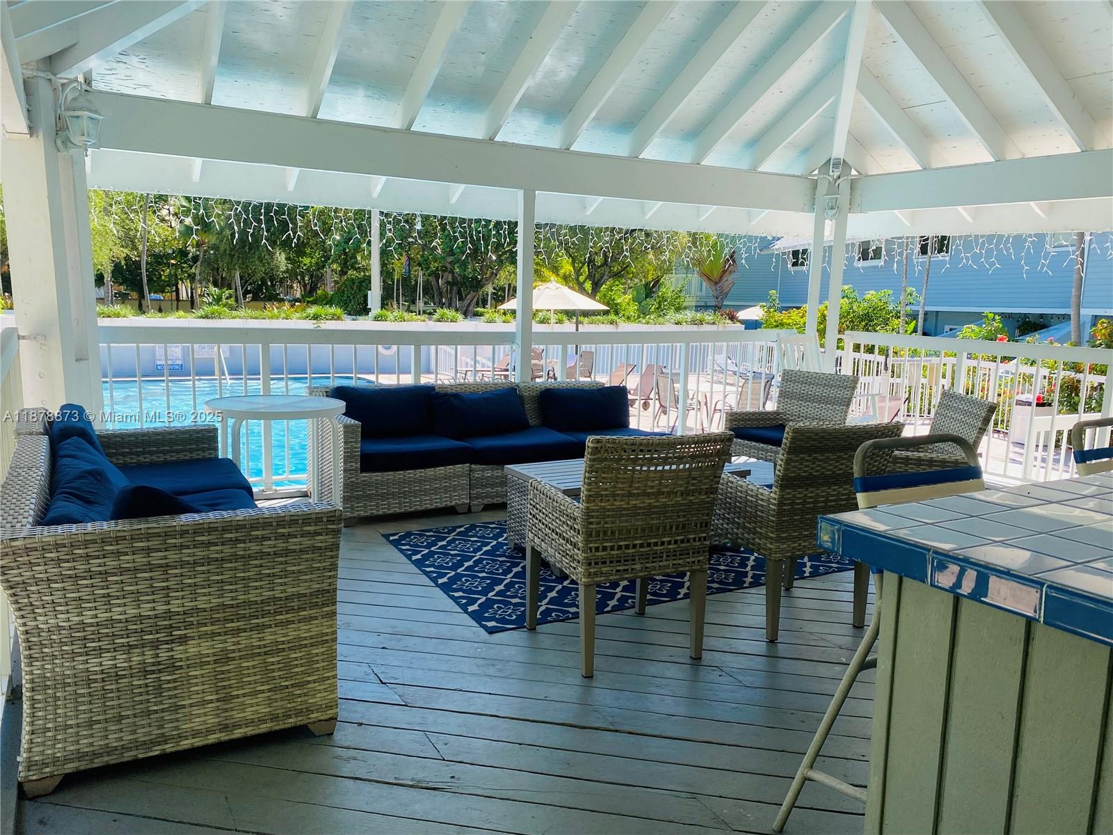 LE PHARE KEY BISCAYNE CON - Residential Lease