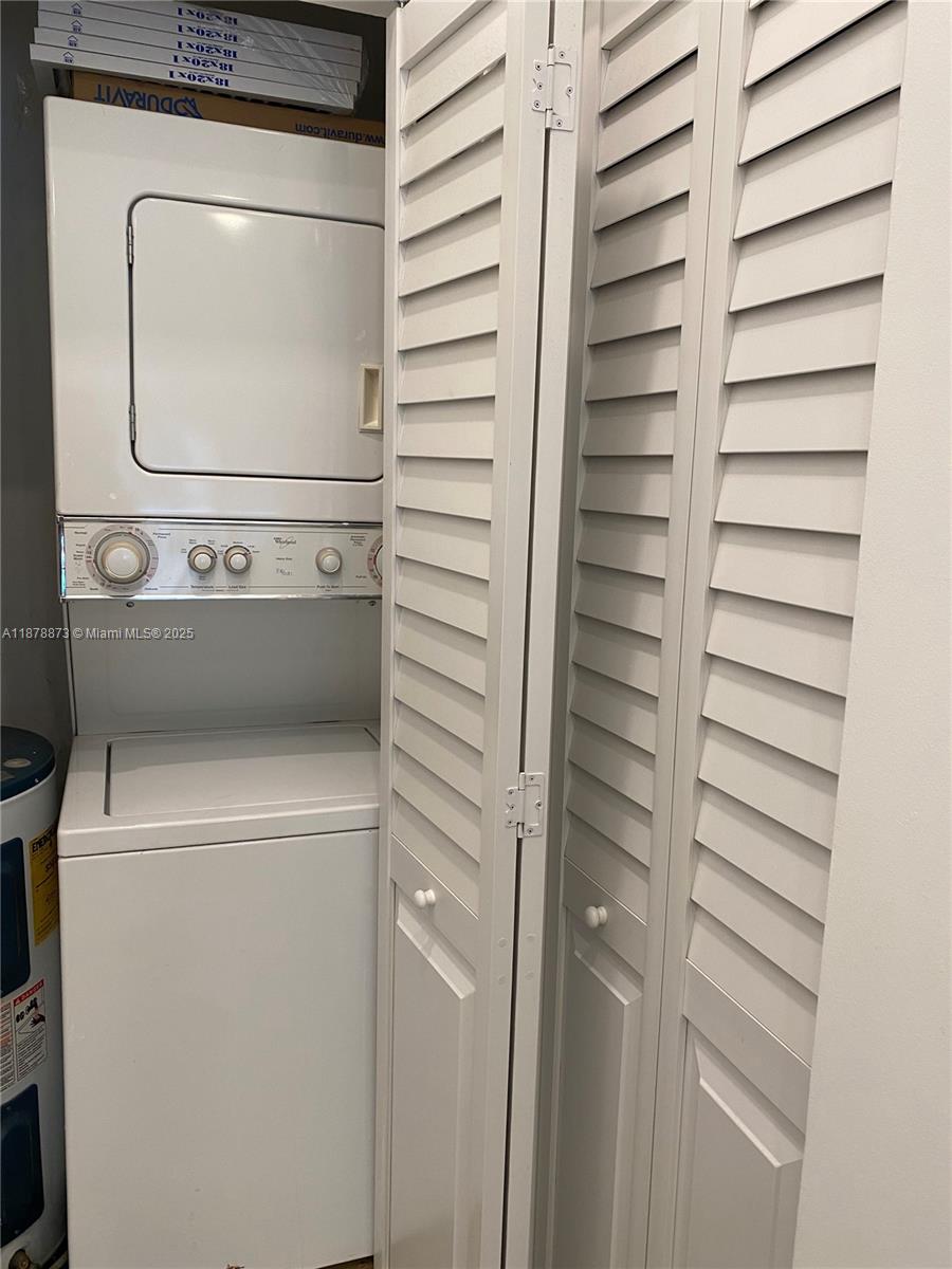 LE PHARE KEY BISCAYNE CON - Residential Lease