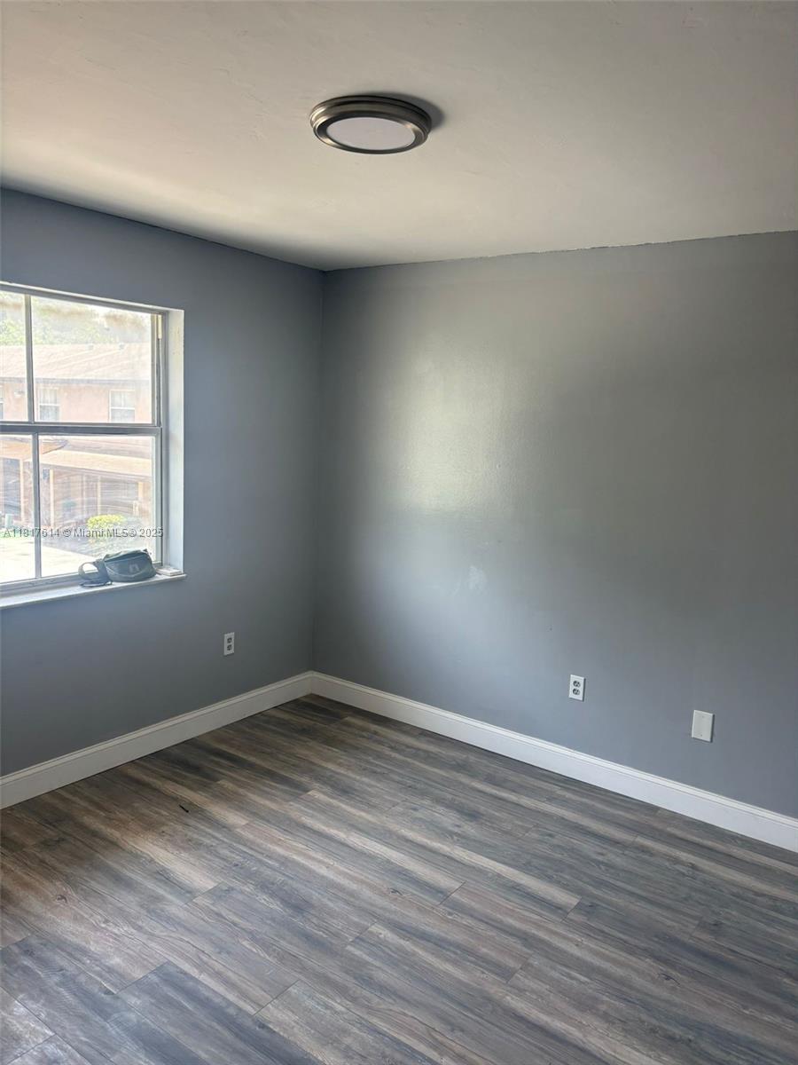 MOUNTCLAIR VILLAS CONDO - Residential