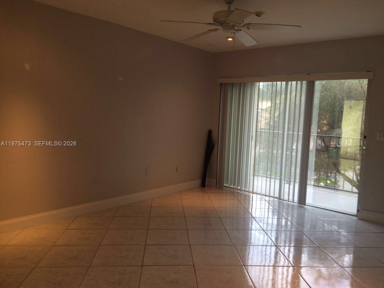 DOLPHIN CONDO - Residential