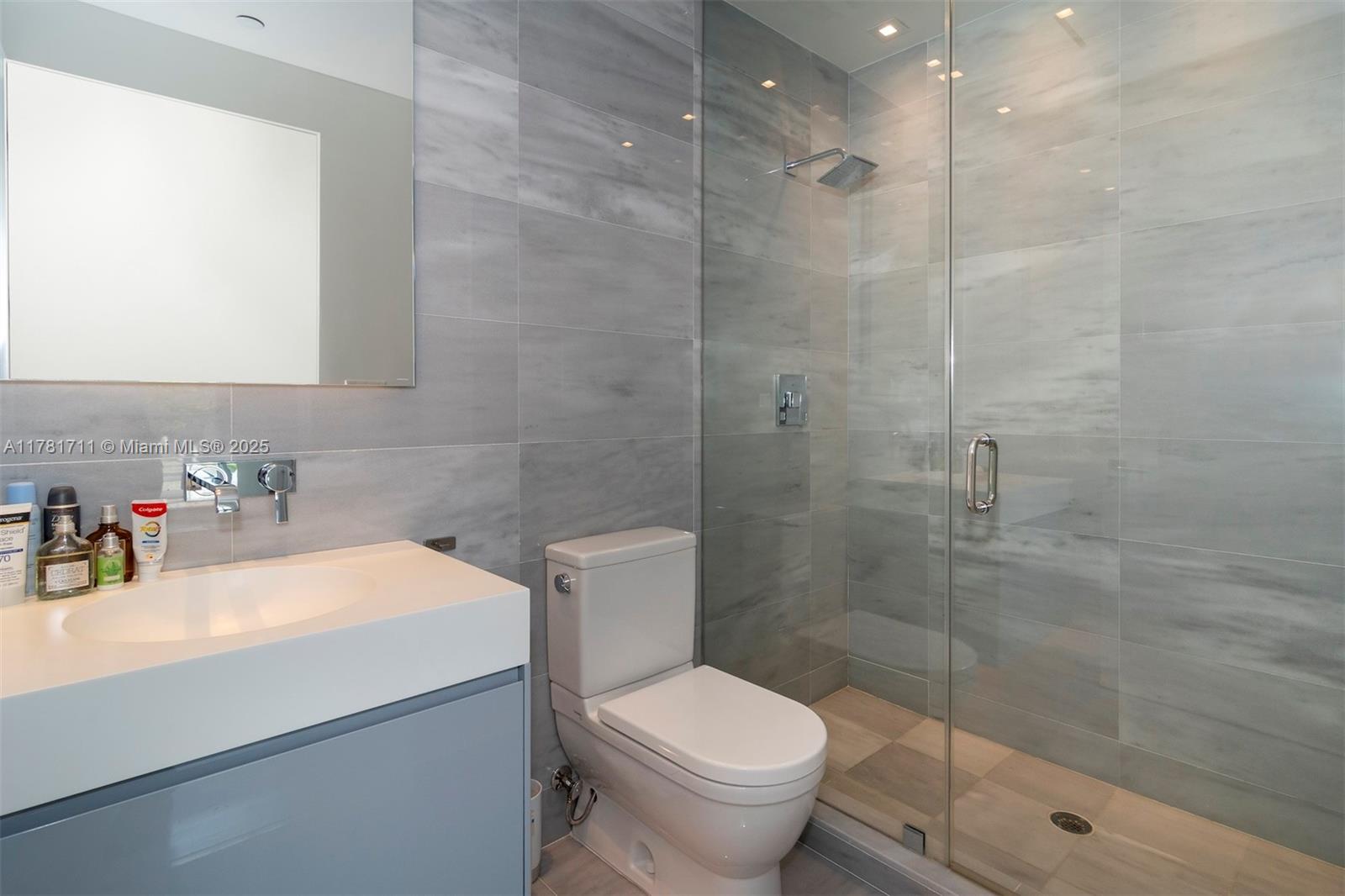 PALAU SUNSET HARBOR - Residential Lease