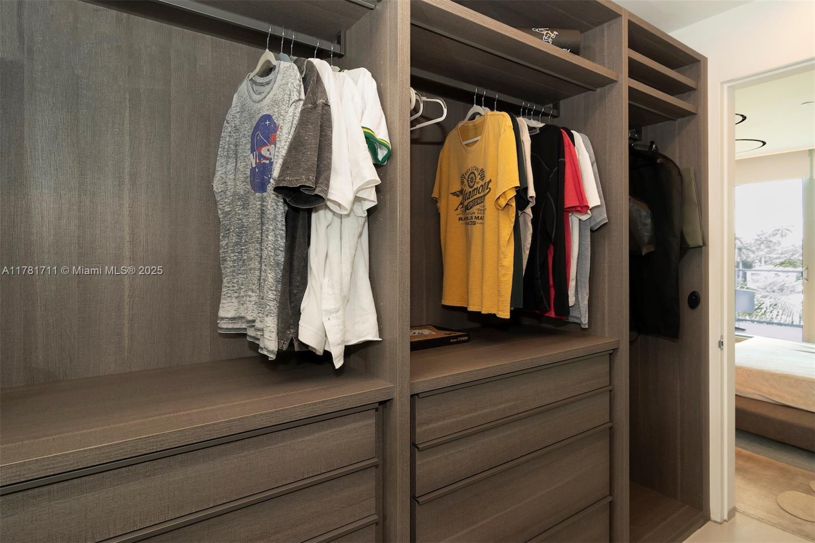 PALAU SUNSET HARBOR - Residential Lease