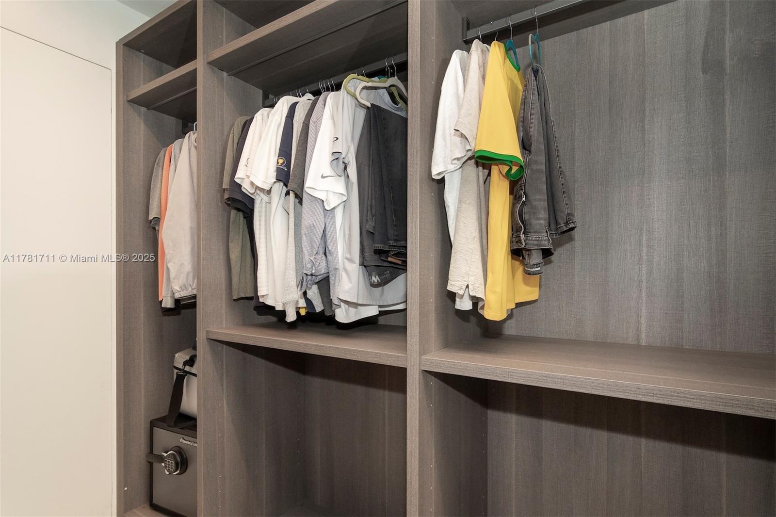 PALAU SUNSET HARBOR - Residential Lease