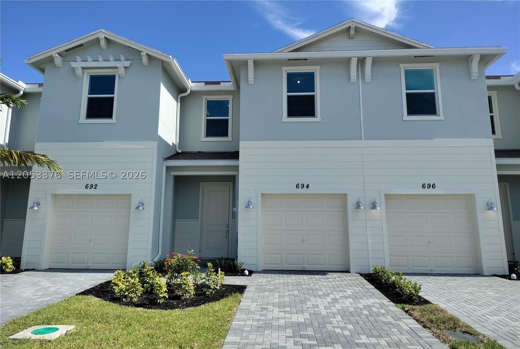 Photo of 694 SE Lake Falls St, Port St Lucie, FL 34984 (MLS # A12053376)