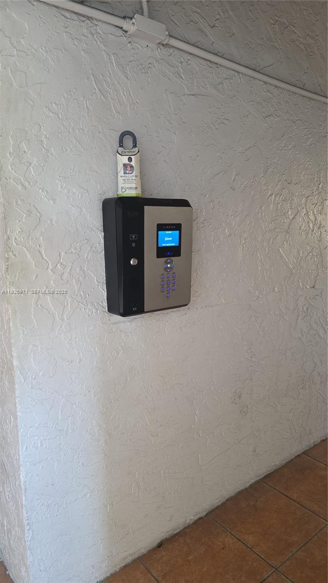 CASA BELLA CONDO - Residential Lease