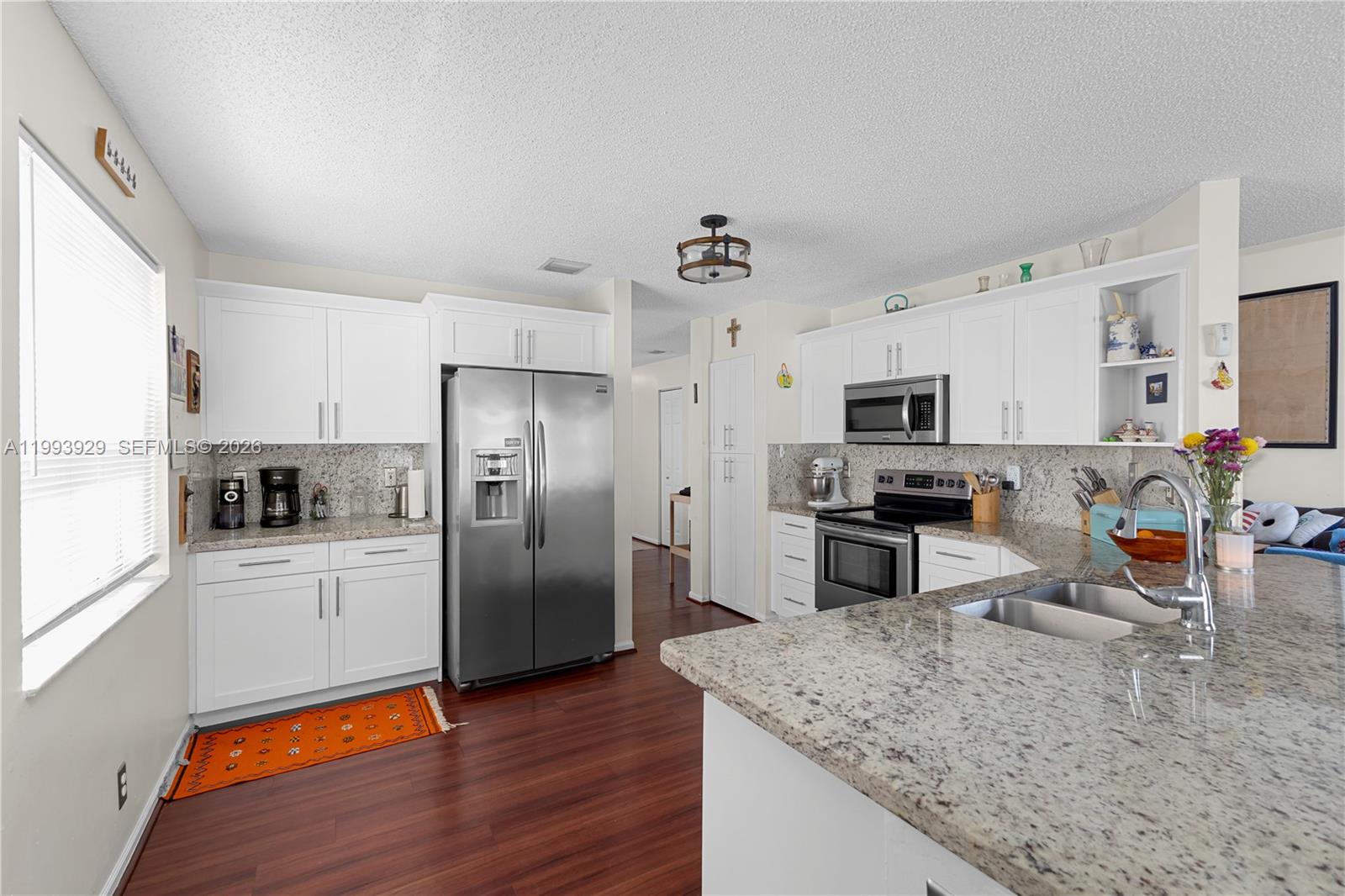 SILVER LAKES PHASE III RE - Residential