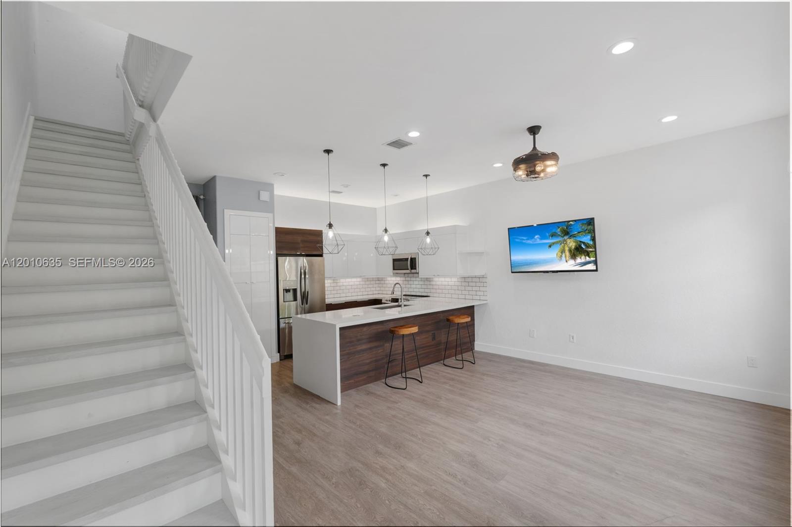 MEADOW PINES - Residential