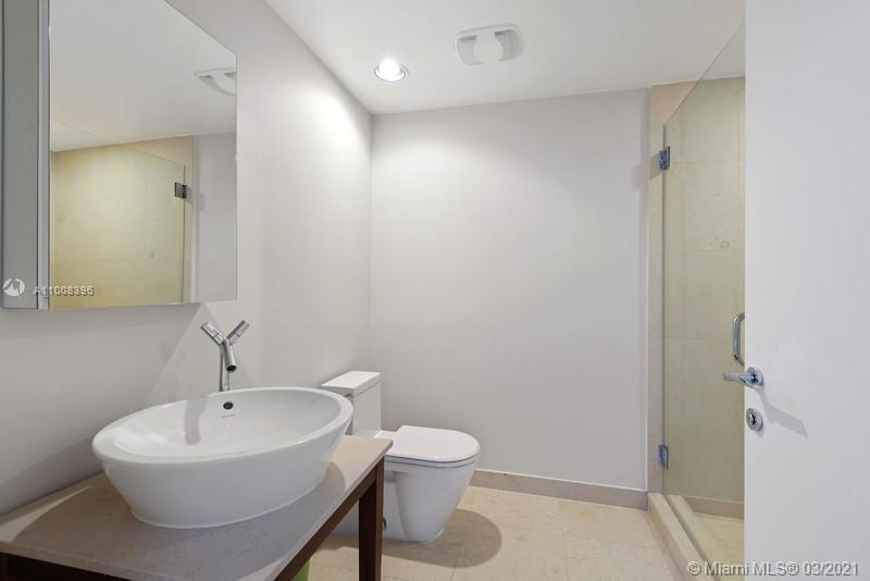 ICON CONDO - Residential