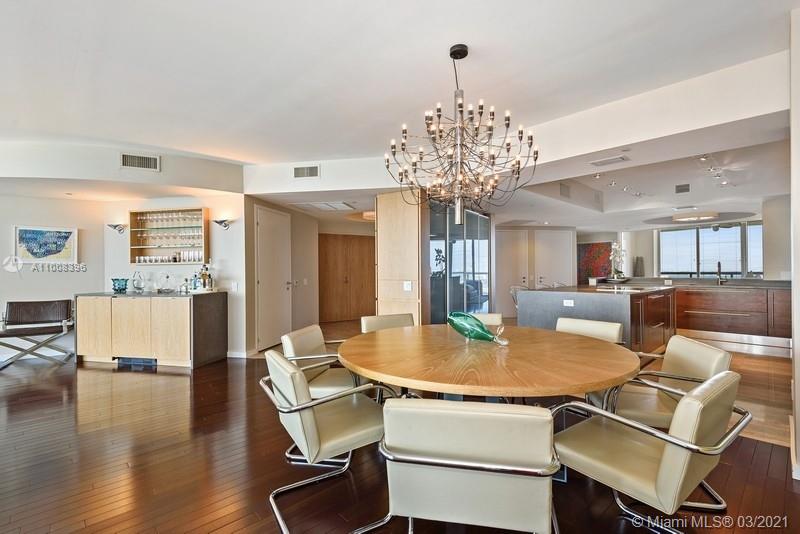 ICON CONDO - Residential