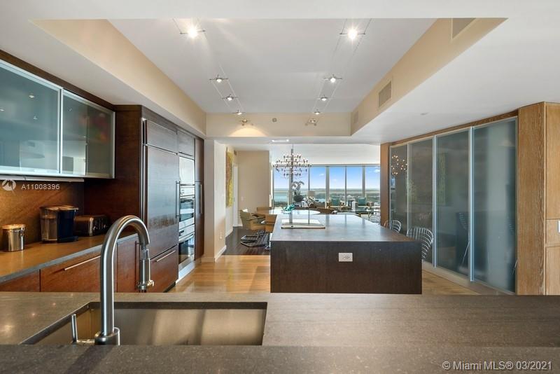 ICON CONDO - Residential