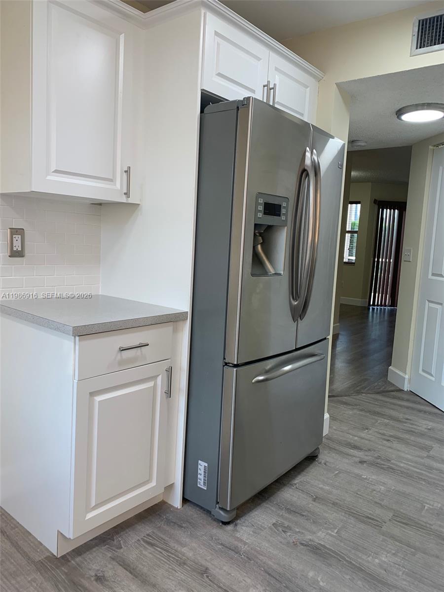 KEYS GATE CONDO NO ONE - Residential Lease