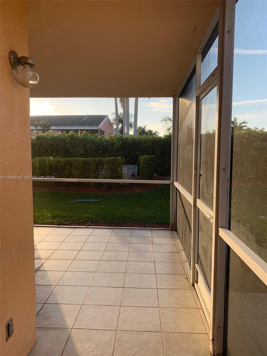 KEYS GATE CONDO NO ONE - Residential Lease