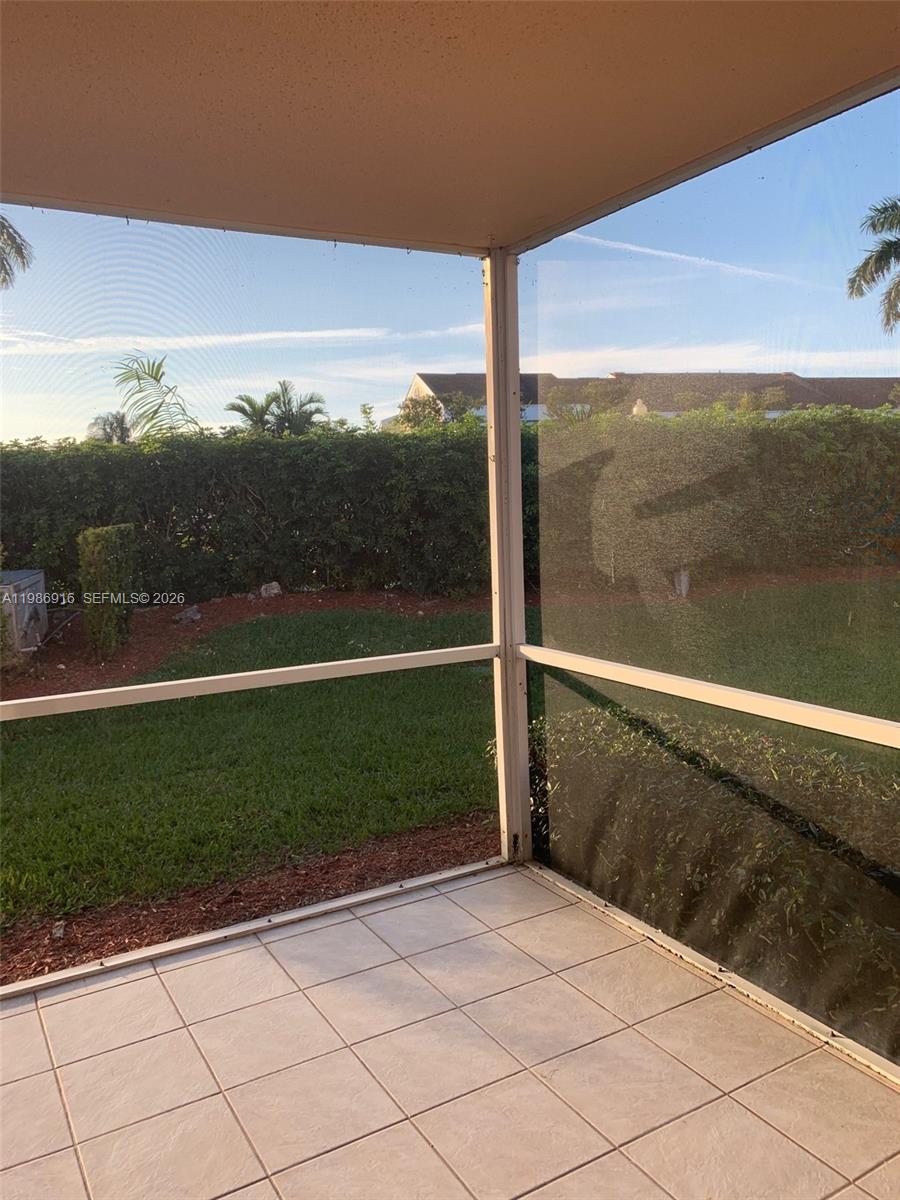 KEYS GATE CONDO NO ONE - Residential Lease