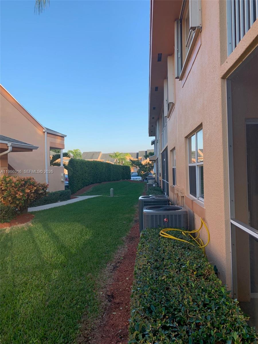 KEYS GATE CONDO NO ONE - Residential Lease