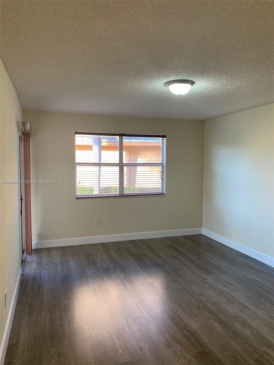 KEYS GATE CONDO NO ONE - Residential Lease