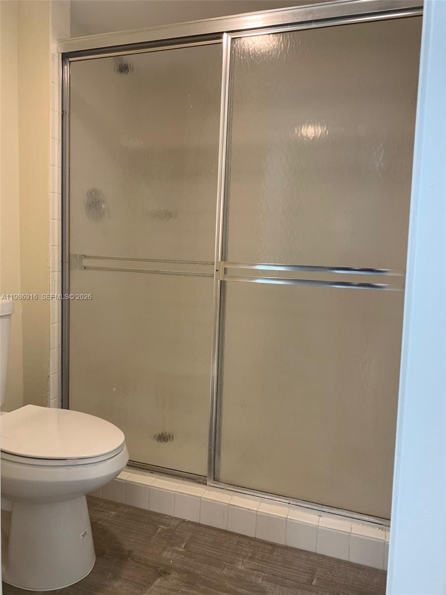 KEYS GATE CONDO NO ONE - Residential Lease