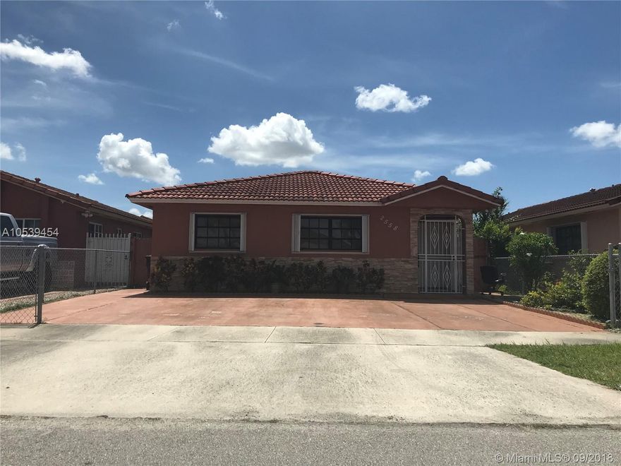 FOR RENT!!! 4 BEDROOMS AND 2 BATH 1,775 SQFT OF SINGLE FAMILY HOME WITH STAINLESS STEEL APPLIANCES, MARBLE KITCHEN COUNTER TOP, LARGE FAMILY AREA & EAT IN KITCHEN, COVERED TILED PATIO GREAT FOR ENTERTAINING, CENTRALLY LOCATED IN WEST HIALEAH CLOSE TO SCHOOLS, SHOPPING, PALMETTO EXPRESSWAY, I-75 AND FLORIDA TURNPIKE.