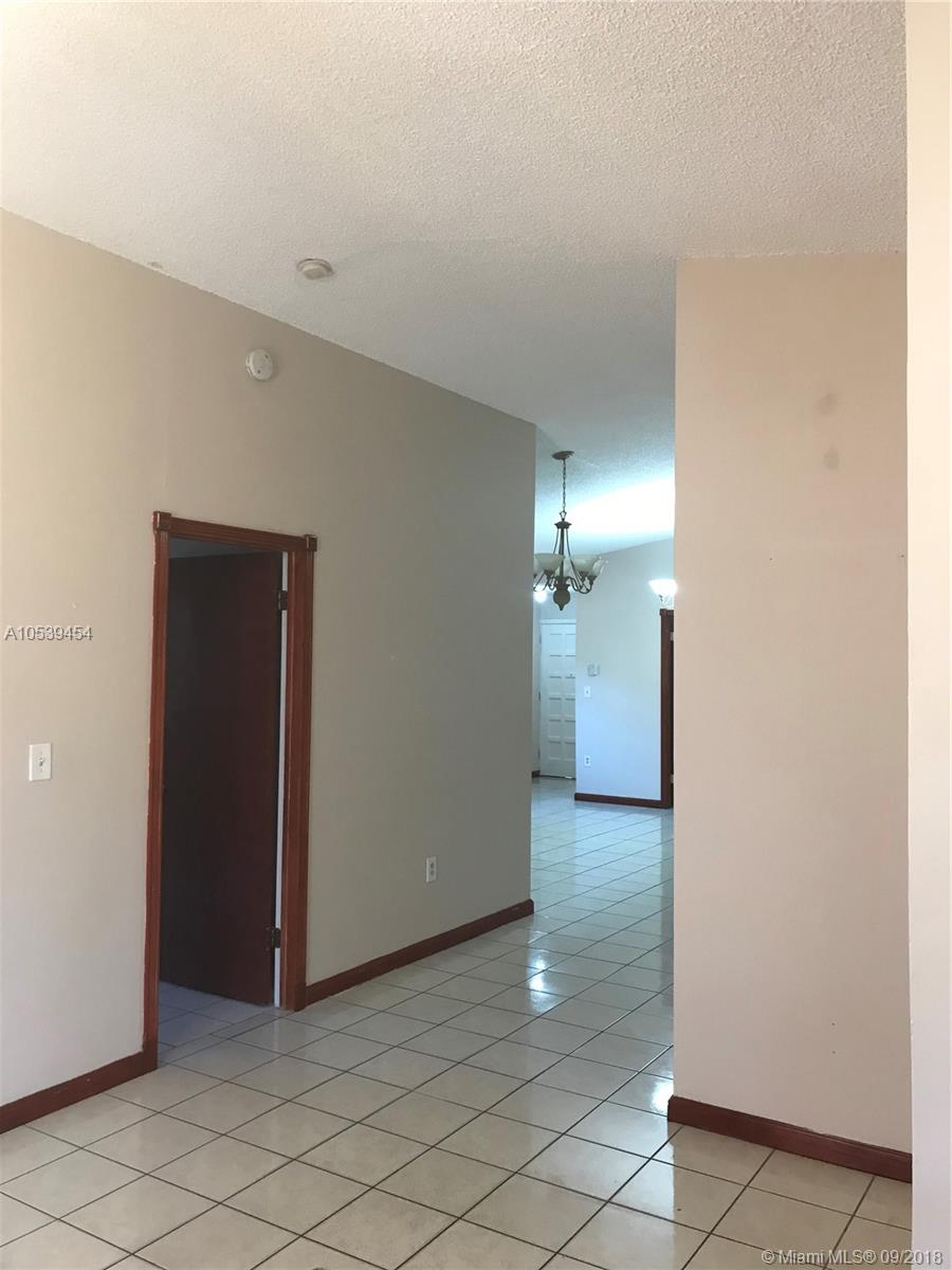 ROBLES GARDENS 5TH ADDN - Residential Lease