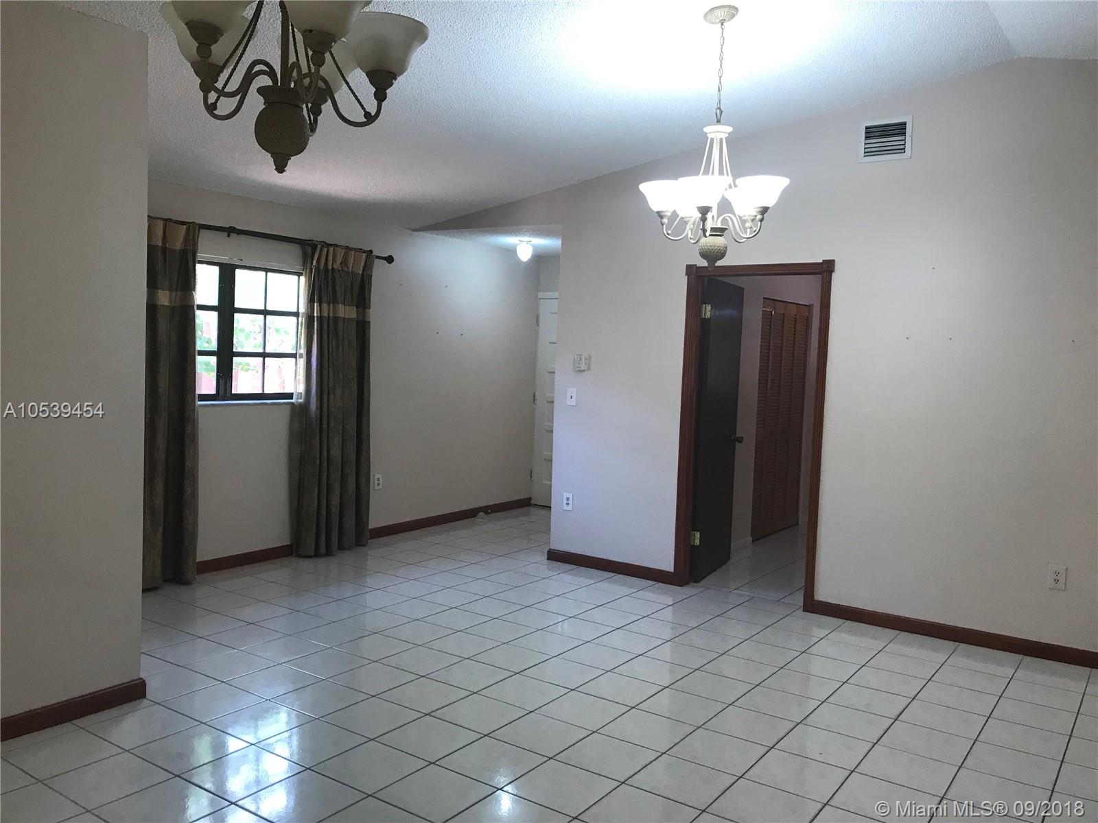 ROBLES GARDENS 5TH ADDN - Residential Lease