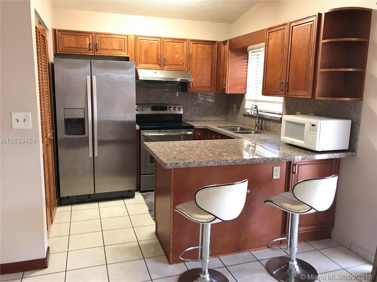 ROBLES GARDENS 5TH ADDN - Residential Lease