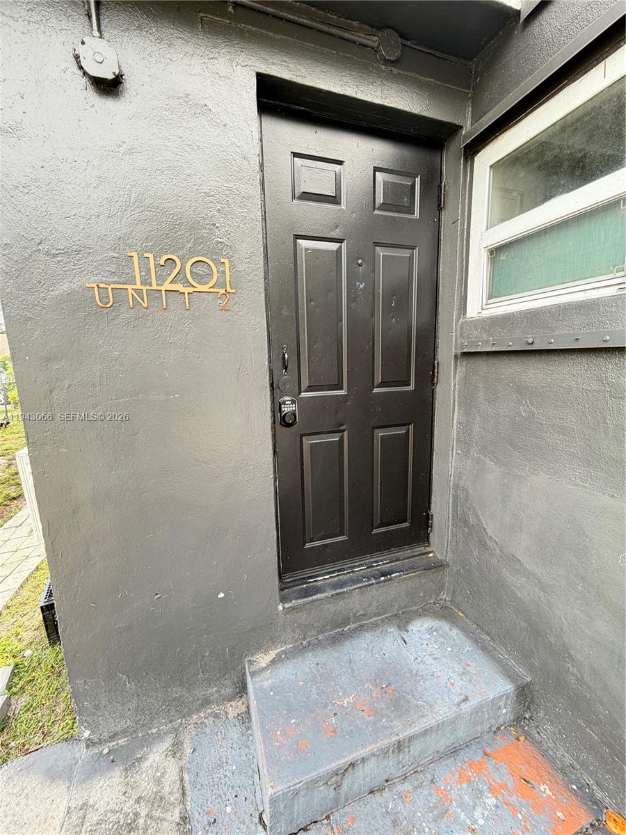 LAWNDALE 4TH ADDN - Residential Lease