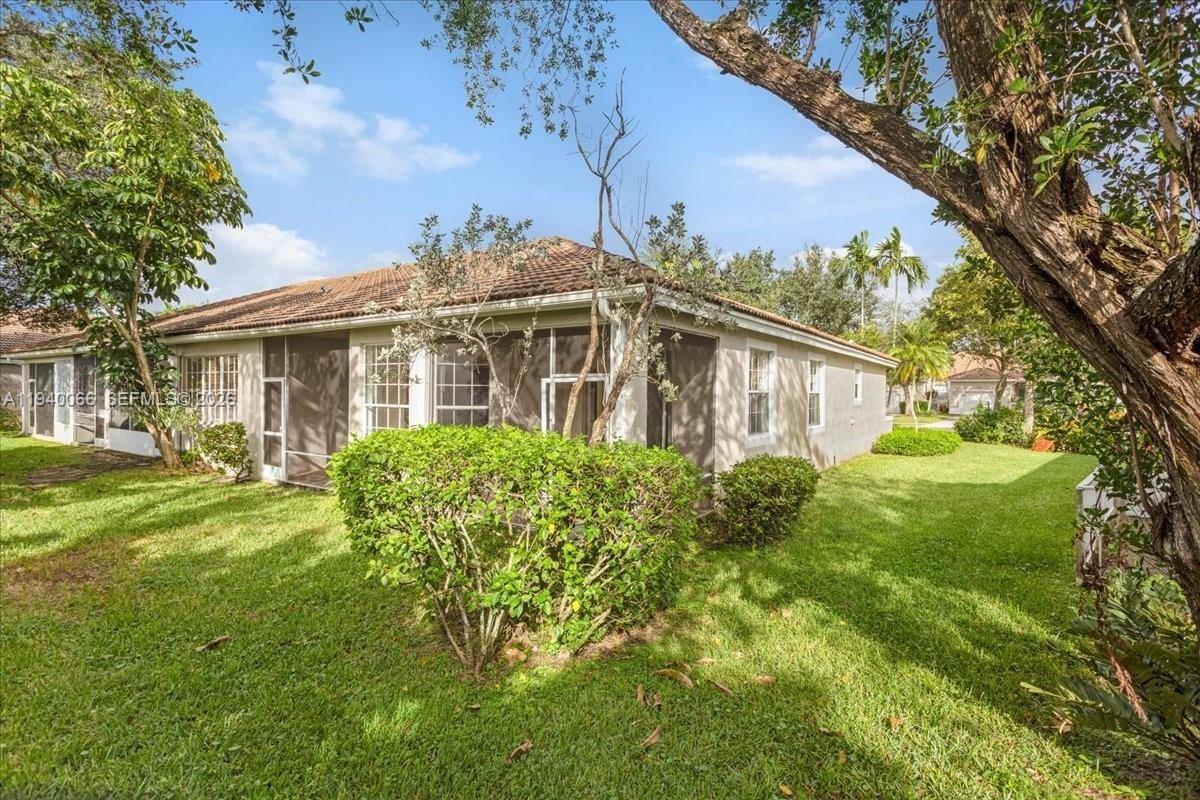 REGENCY HOMES AT SUNRISE - Residential Lease