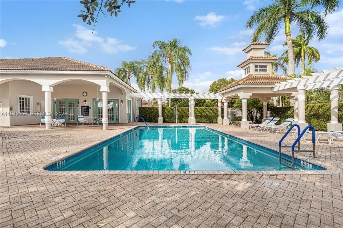 REGENCY HOMES AT SUNRISE - Residential Lease