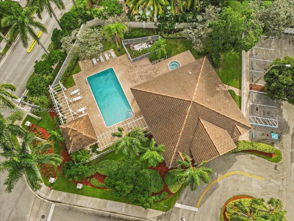 REGENCY HOMES AT SUNRISE - Residential Lease