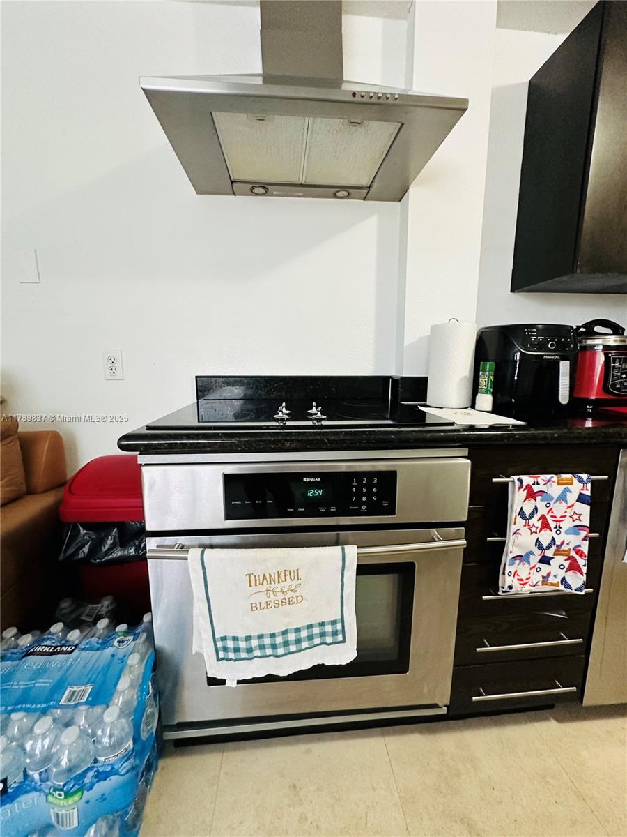 1300 PENNSYLVANIA CONDO - Residential