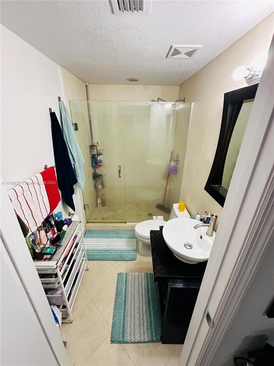 1300 PENNSYLVANIA CONDO - Residential