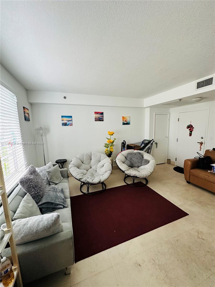 1300 PENNSYLVANIA CONDO - Residential