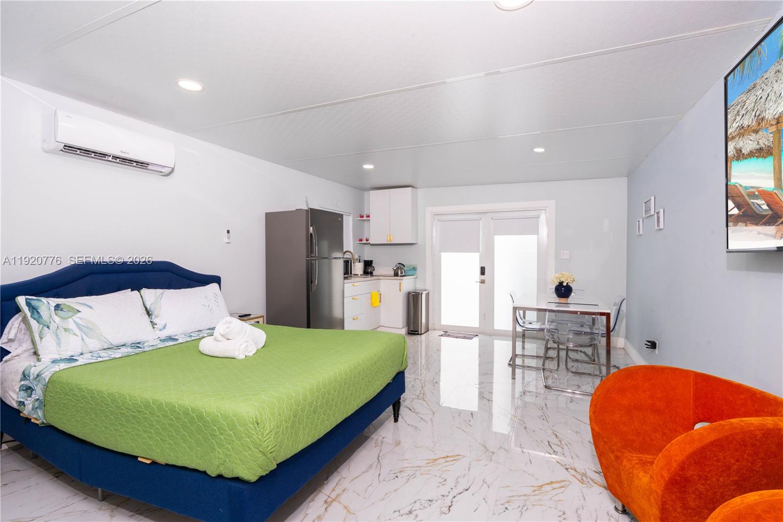 SCOTT LAKE MANOR SEC 8 - Residential