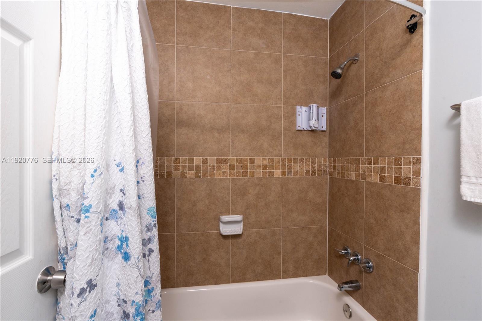 SCOTT LAKE MANOR SEC 8 - Residential