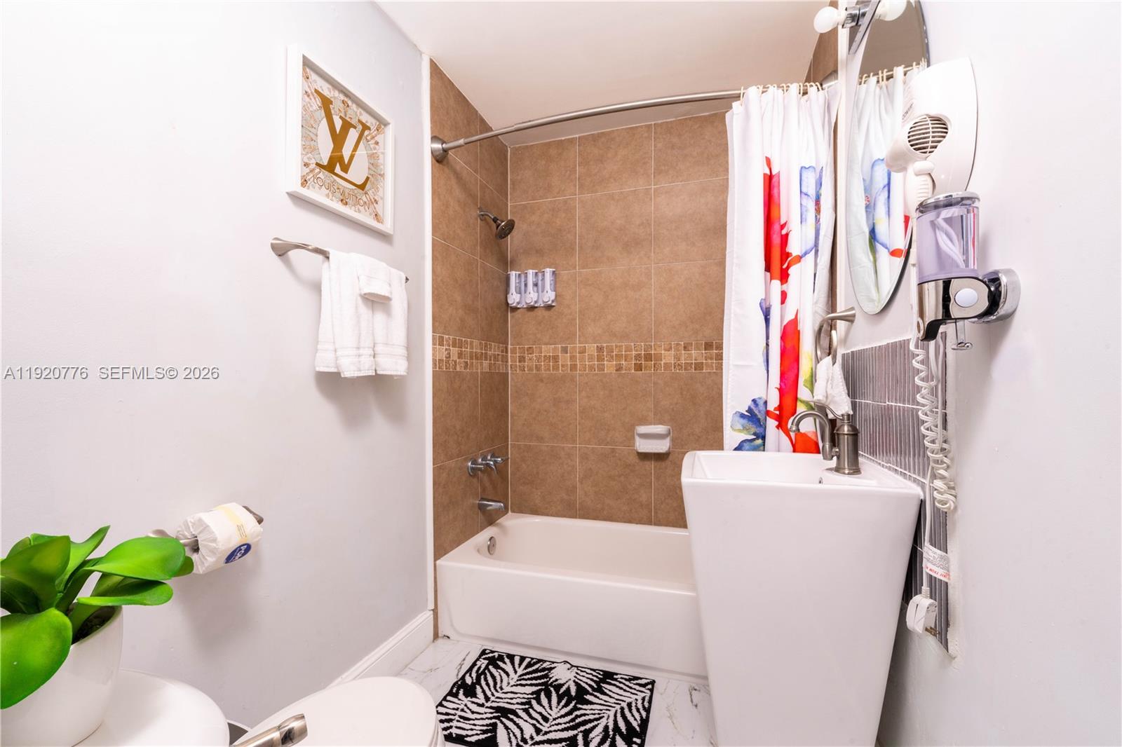 SCOTT LAKE MANOR SEC 8 - Residential