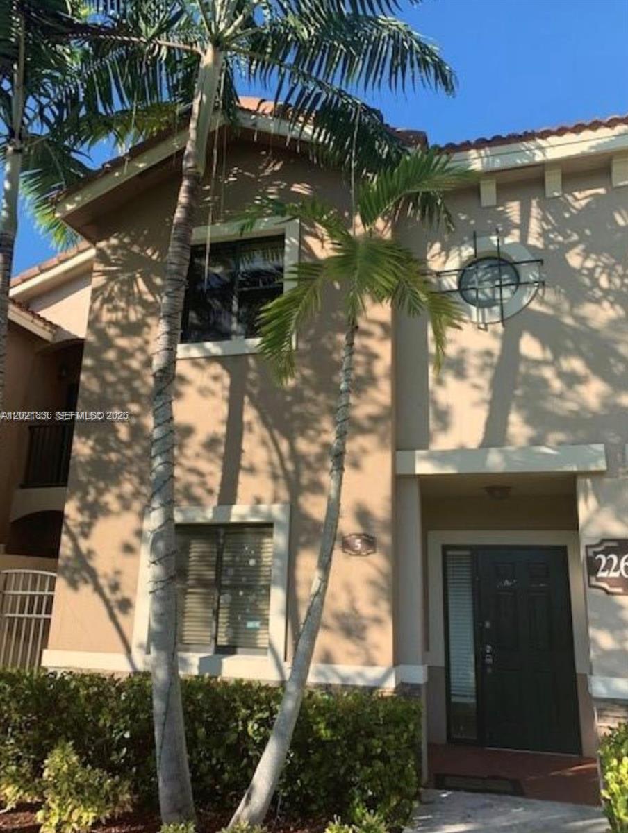 THE COURTS AT BAYSHORE I - Residential