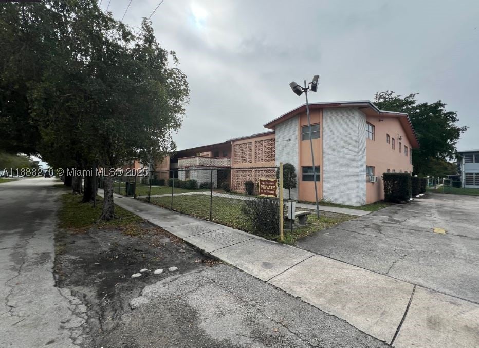 19080 NE 3rd Ct