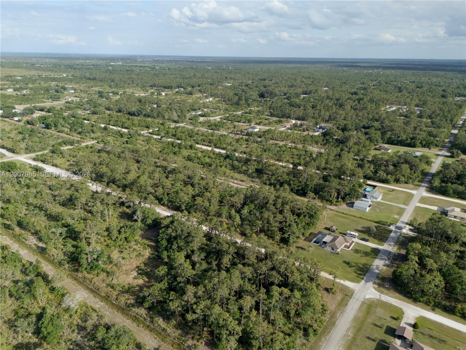 INDIAN LAKE ESTATES - Land