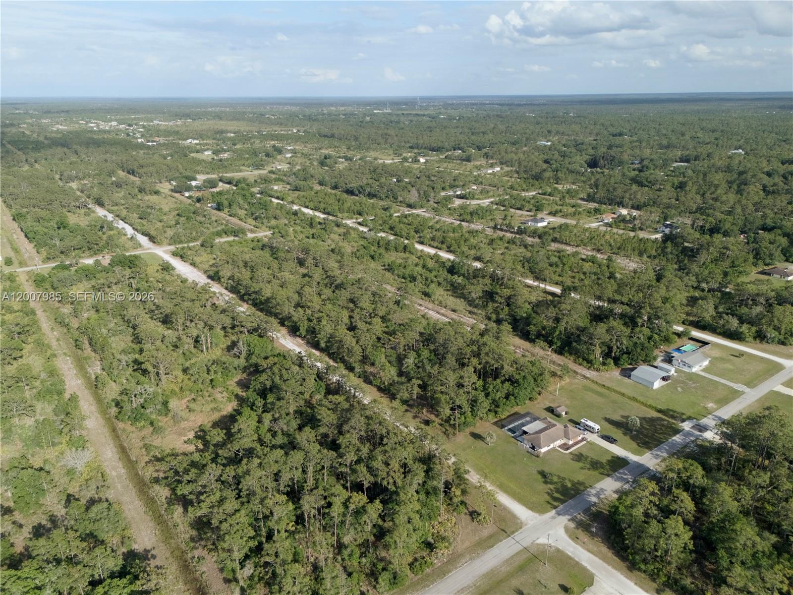 INDIAN LAKE ESTATES - Land