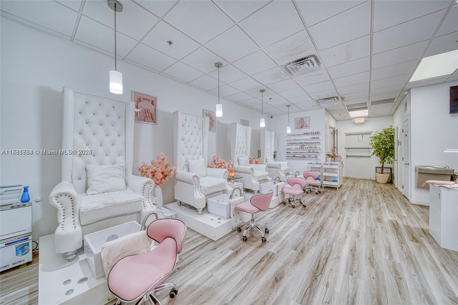 Nail Salon For Sale In Oakland Park Blvd Near Sunrise