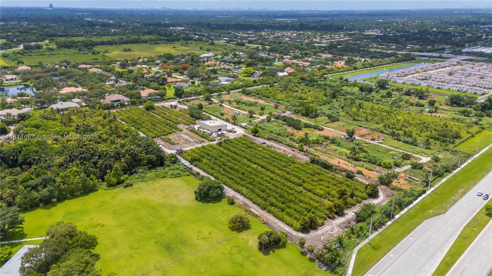 FLA FRUIT LANDS CO SUB NO - Land