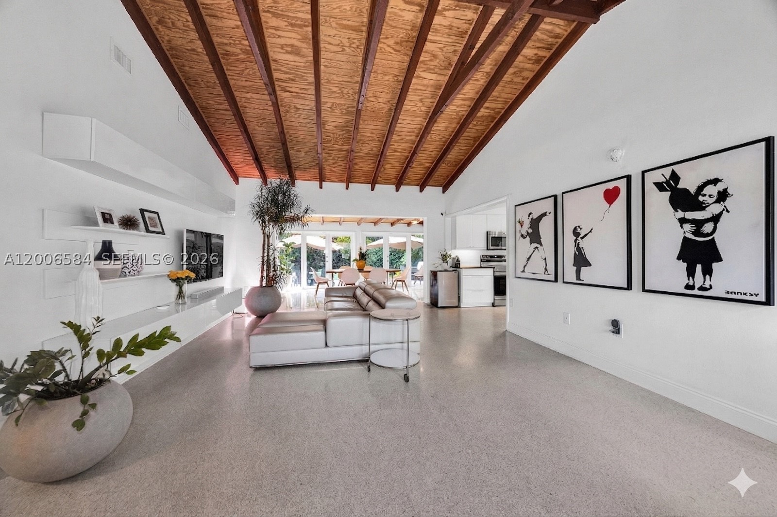 5750 SW 52nd Ter