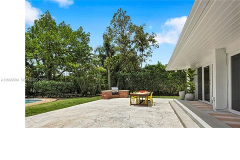 Tiny photo for 5750 SW 52nd Ter, South Miami, FL 33155 (MLS # A12006584)