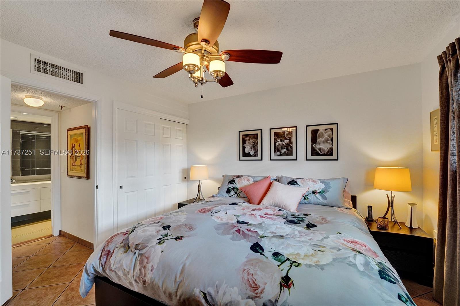 LE MAISONNEUVE CONDO - Residential