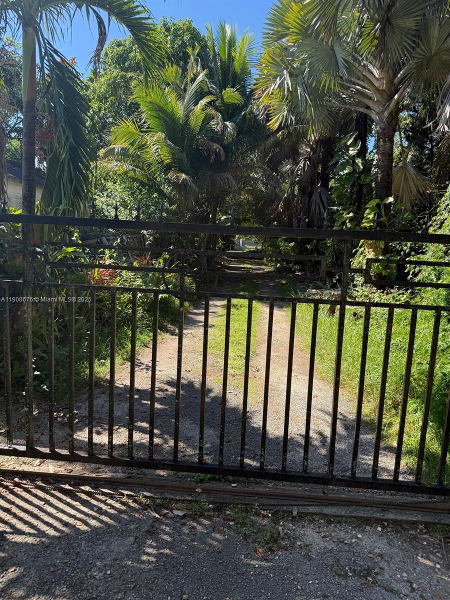 PERRINE GRANT LAND CO - Residential