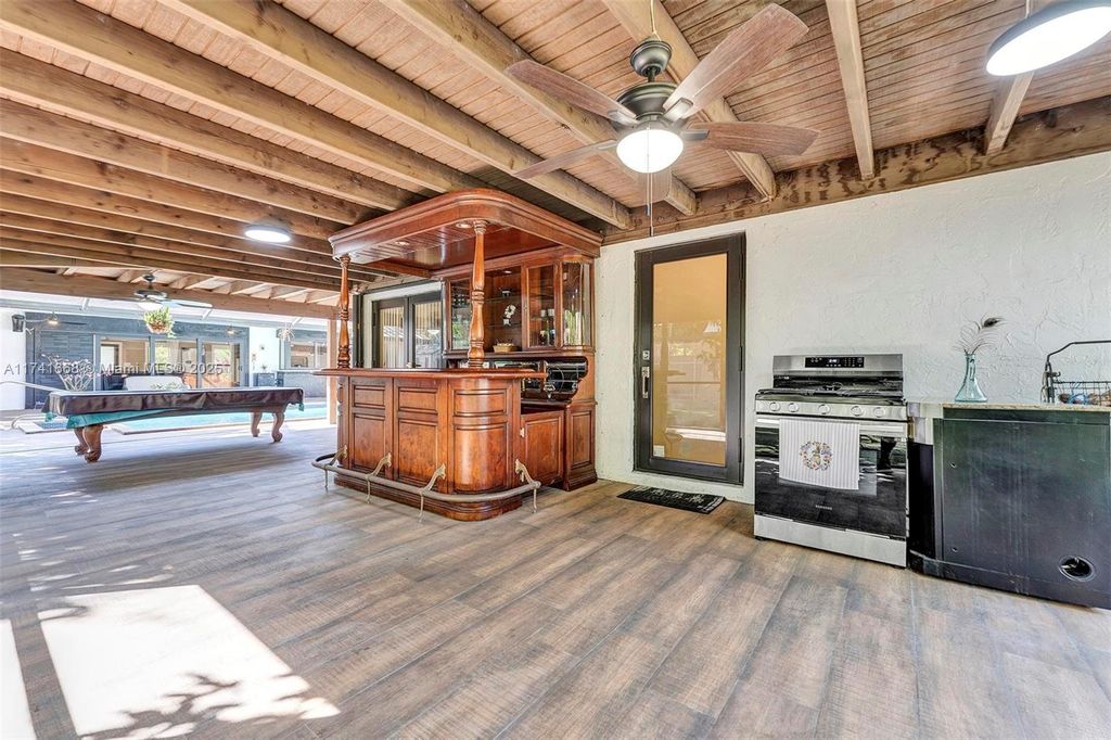 listing image 52